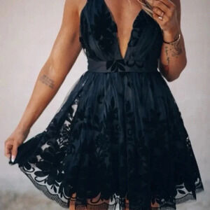 Luxxel Tulle Velvet Floral Spaghetti Strap Open Back Mini Dress Dark Green Small